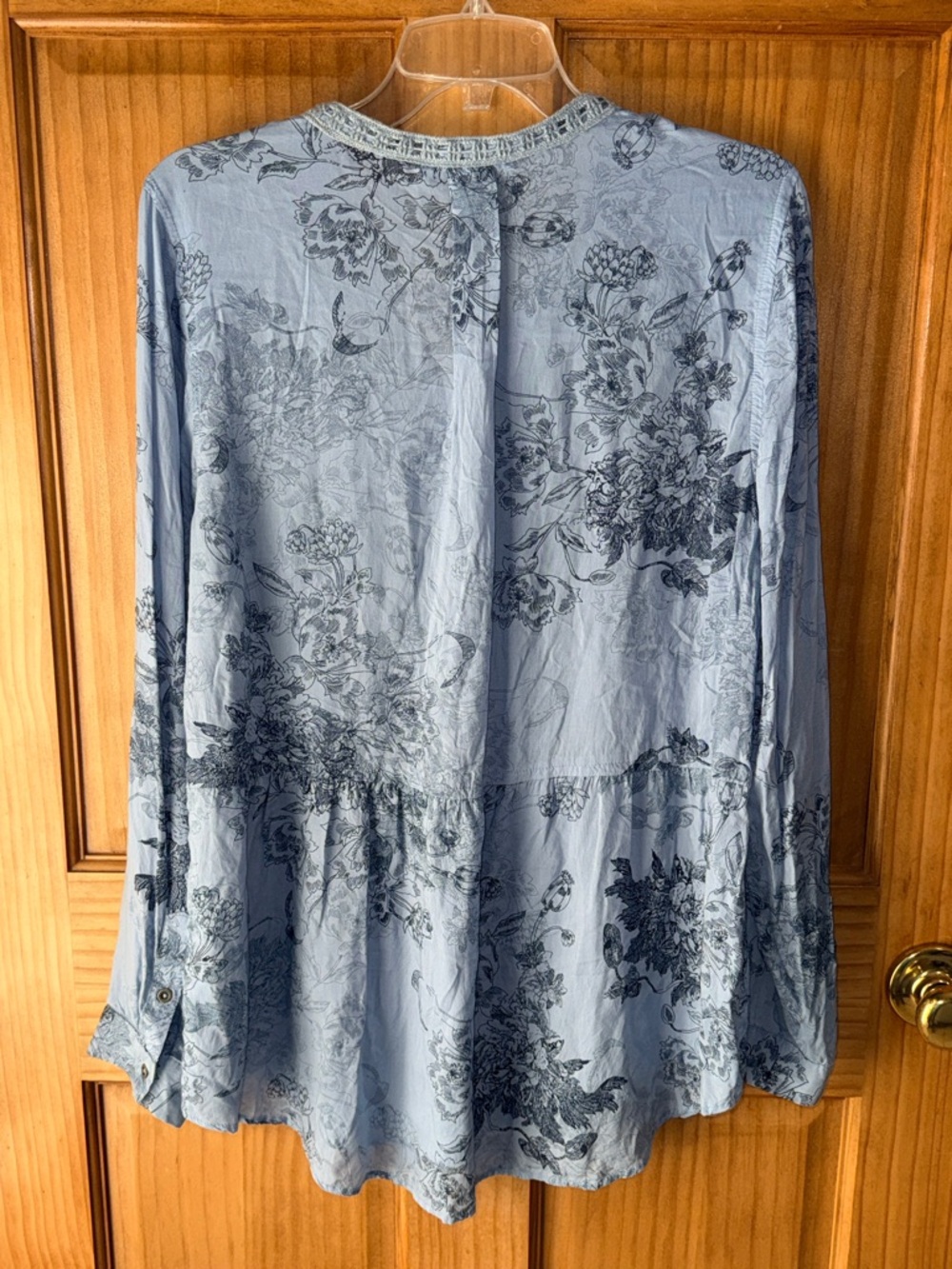 Vintage America Light Blue Floral V-Neck Tunic - Picture 6 of 11
